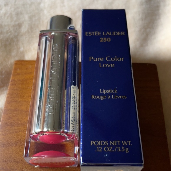 ♦️Estee Lauder pure color love lipstick 💄 - Picture 2 of 3